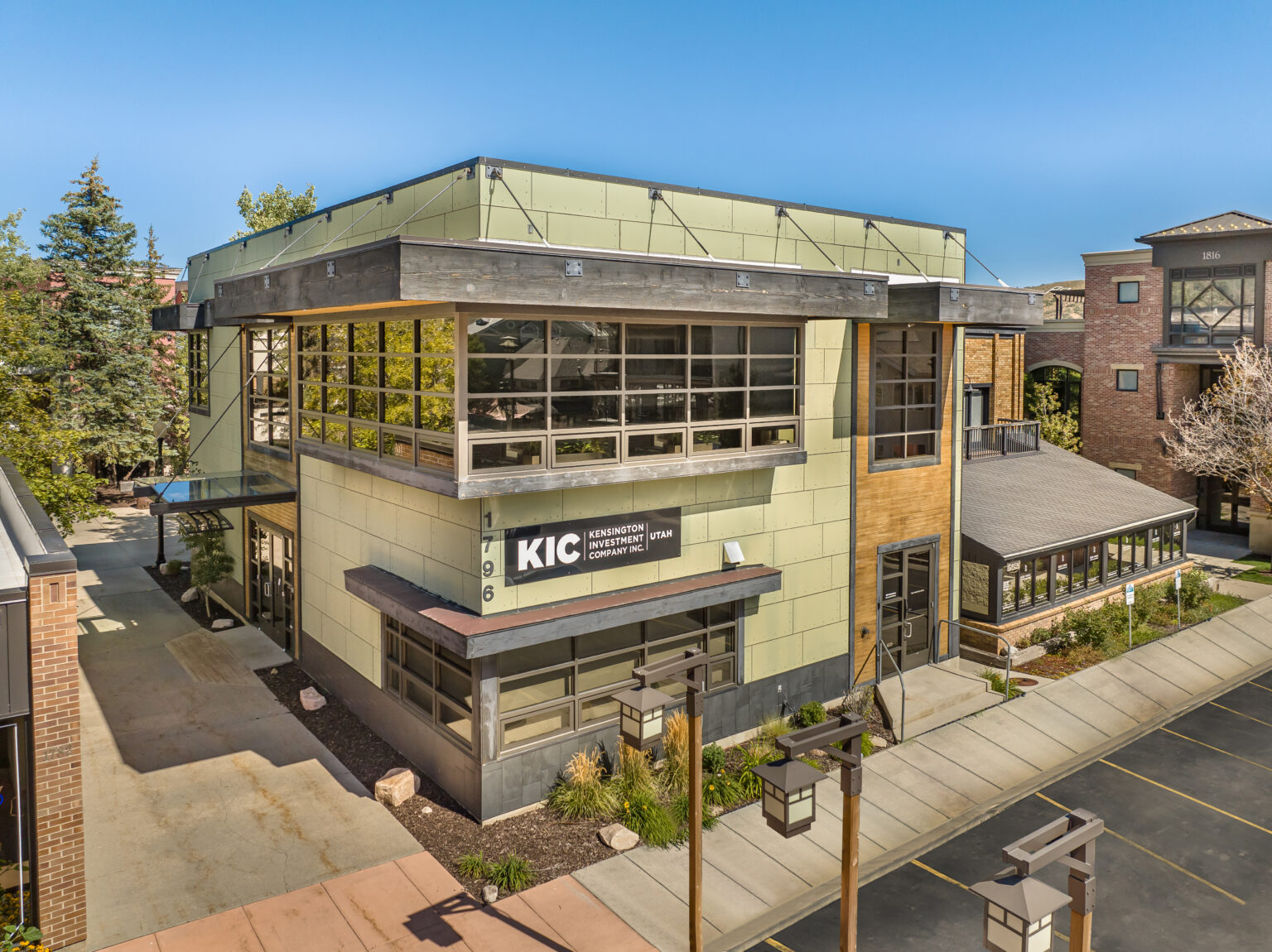 Contact Us Kensington Investment Company